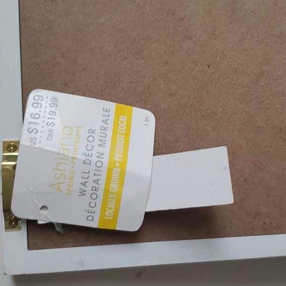 WALL DECOR - Picture 4 of 4